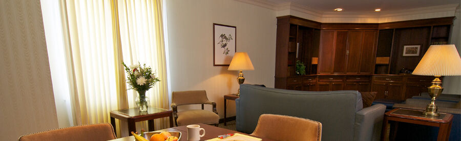 Biddle Hotel And Conference Center บลูมมิงตัน ภายนอก รูปภาพ
